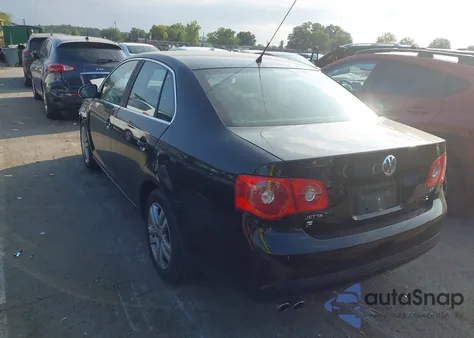 2007 Volkswagen Jetta Wolfsburg Edition из США, поврежденный, VIN 3VWEF71K17M180297